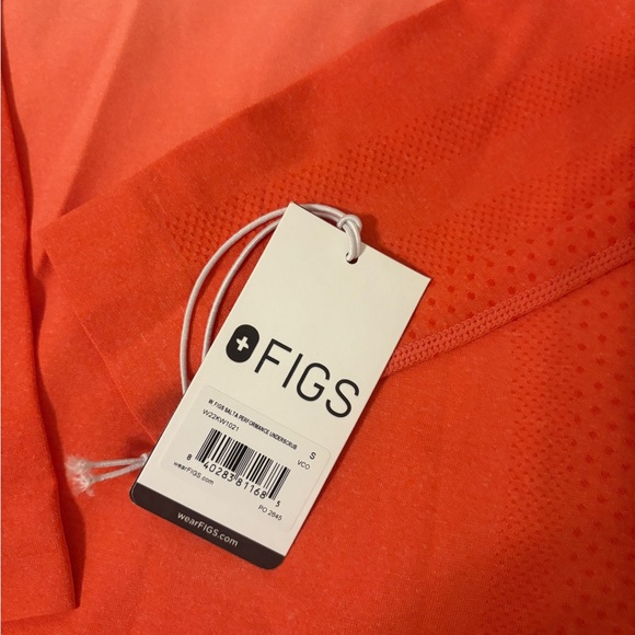 W.FIGS SALTA PERFORMANCE UNDERSCRUB
W22KW1021 SMALL! - Picture 2 of 4